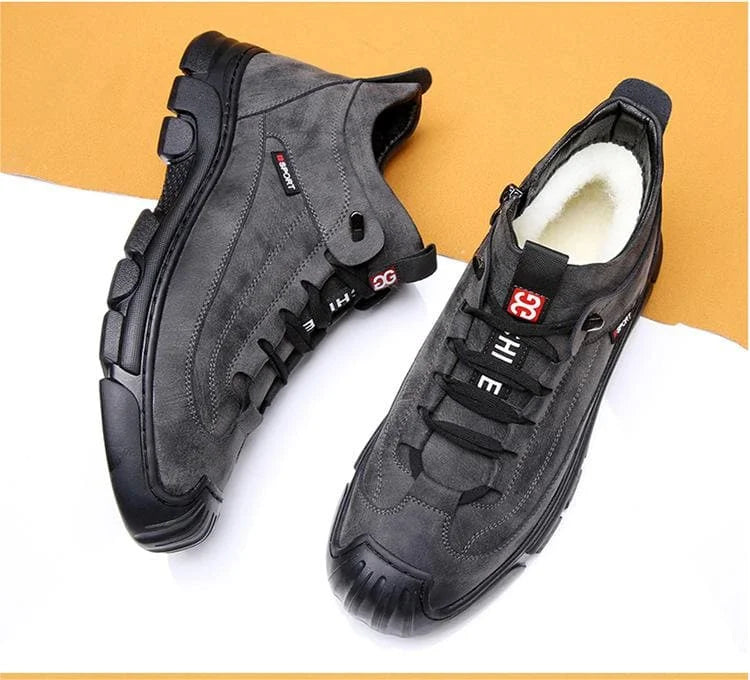 Men's winter wool leather boots are fashionable warm boots