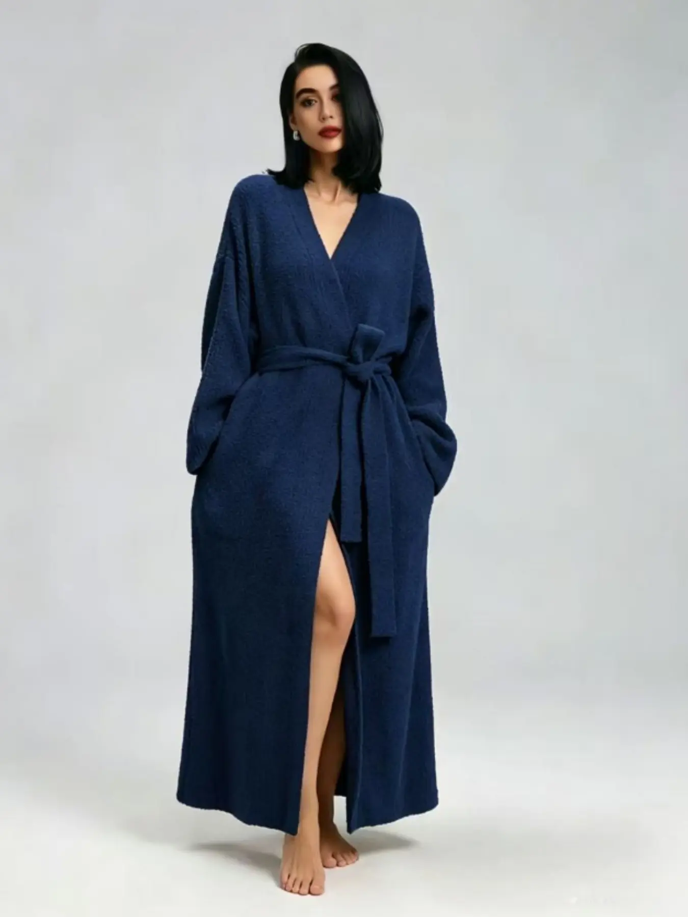 Women’s Soft Plush Lounge Robe – Cozy Bathrobe for Home & After Shower