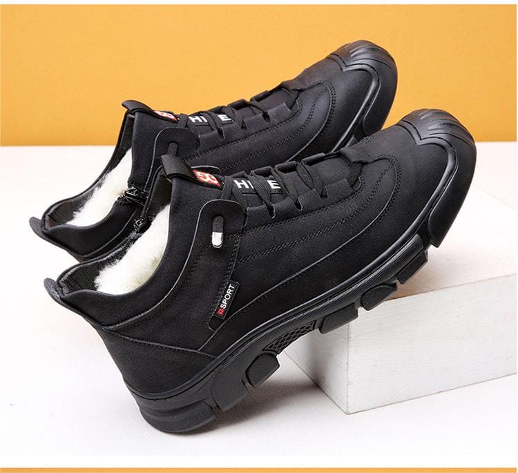Men's winter wool leather boots are fashionable warm boots